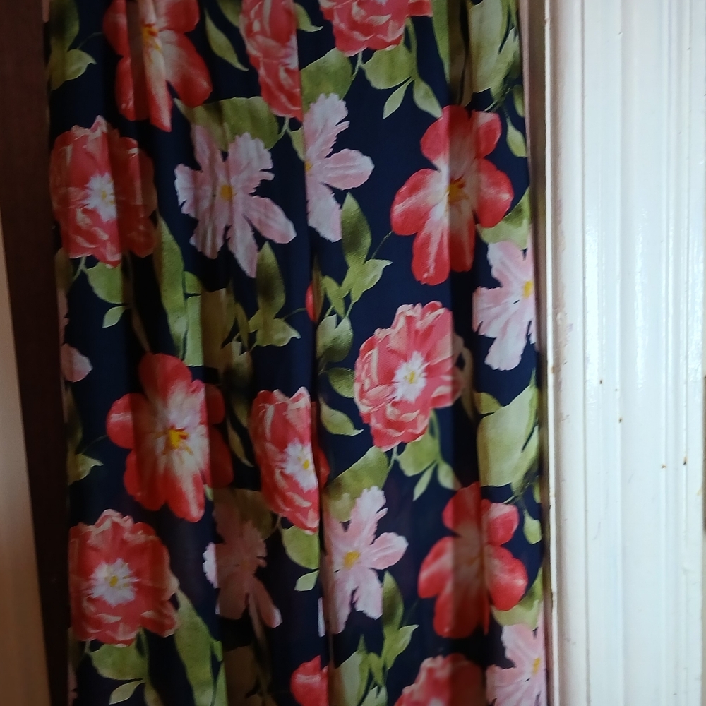 Floral Wide Legged Pants